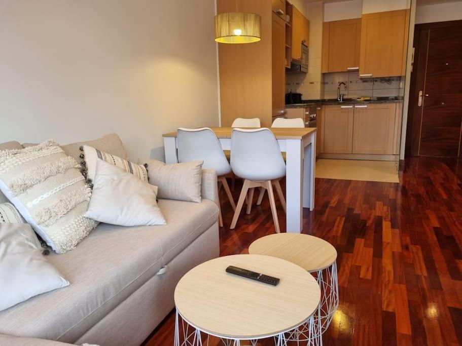 604B - Apartamento Con Garaje Oviedo Kültér fotó