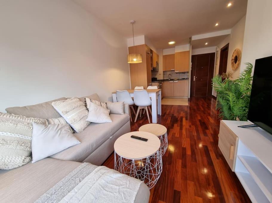 604B - Apartamento Con Garaje Oviedo Kültér fotó