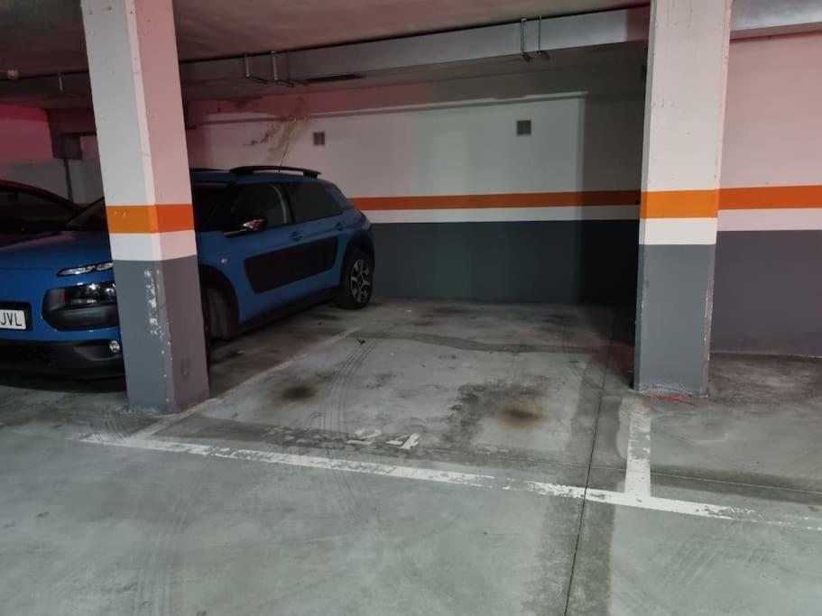 604B - Apartamento Con Garaje Oviedo Kültér fotó