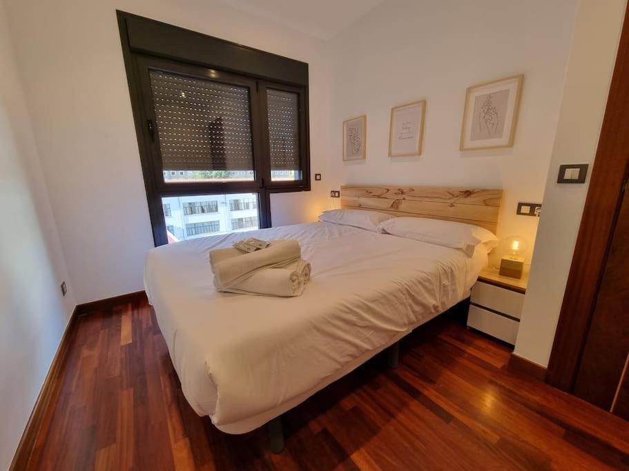 604B - Apartamento Con Garaje Oviedo Kültér fotó