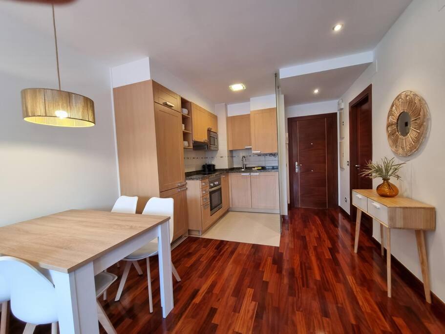 604B - Apartamento Con Garaje Oviedo Kültér fotó